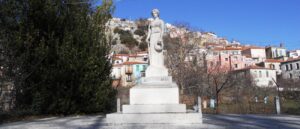 Statue of fallen Heroes Agiasos